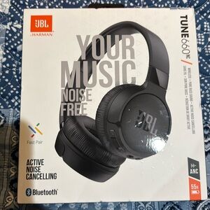 JBL Tune 660NC Wireless Headphones - Black